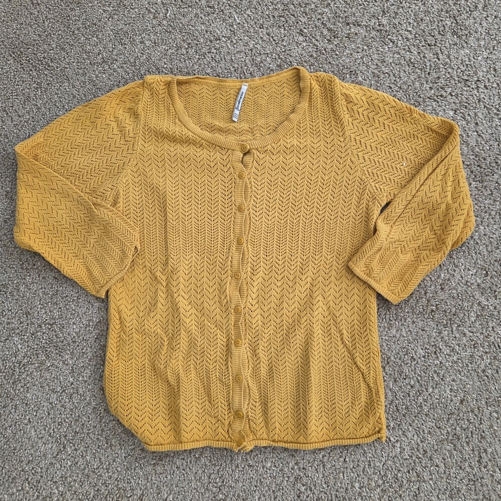 Stradivarius Womens Button Up‎ Top Blouse - Size  Medium Yellow